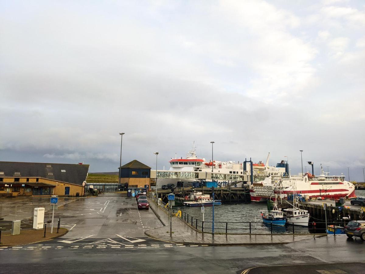 Ferry Inn Stromness Exterior foto